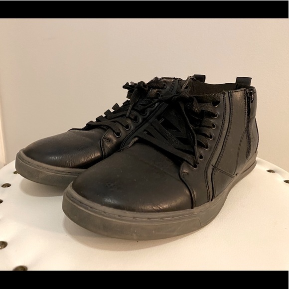 Steve Madden Other - Madden mid boots